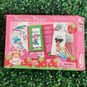 Stawberry shortcake vintage fashion ion Maker Set - Pink